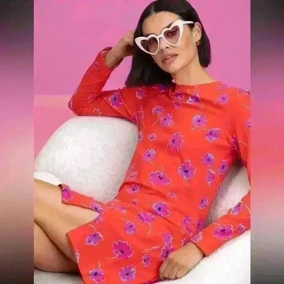 Sanctuary Dresses & Skirts - NWT Sanctuary Hem Detail Long Sleeve Red Floral Skimmer Dress Size Medium